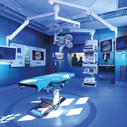 Operační sál v rehabilitační nemocnici Speising ve Vídni